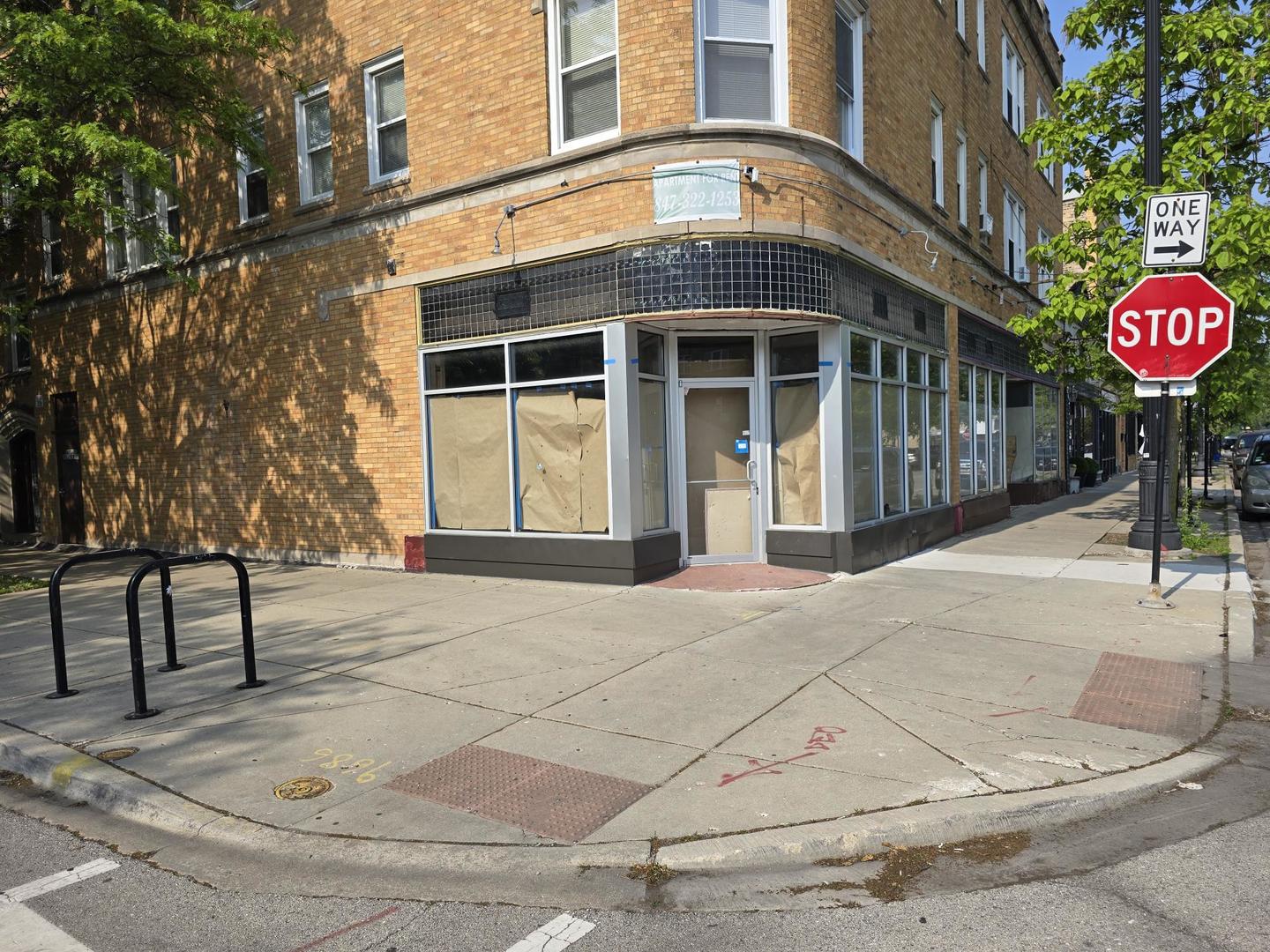 3305 W Bryn Mawr Avenue