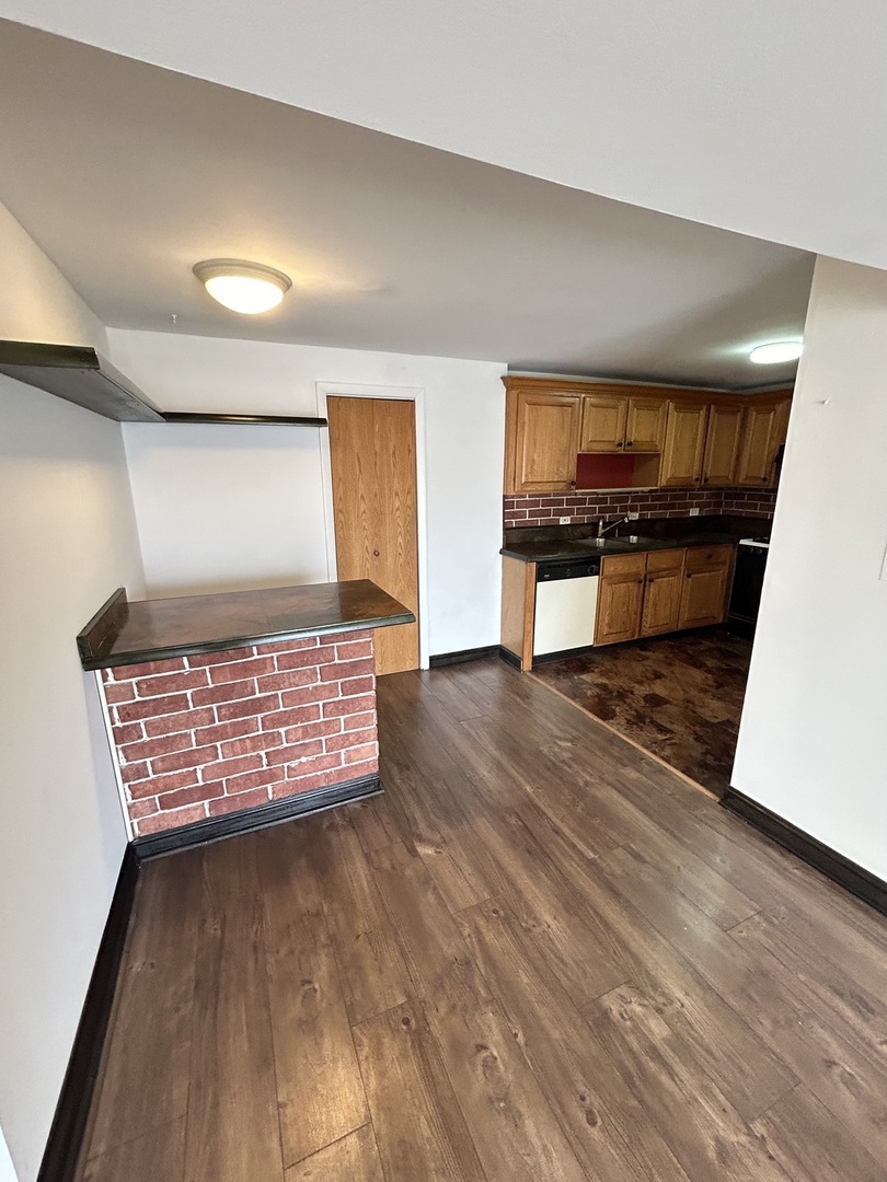 5850 W 87th Street 2A