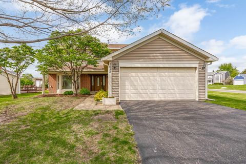 Photo of 1690 Wildwood Lane, Hanover Park, IL 60133 (MLS # 12615841)