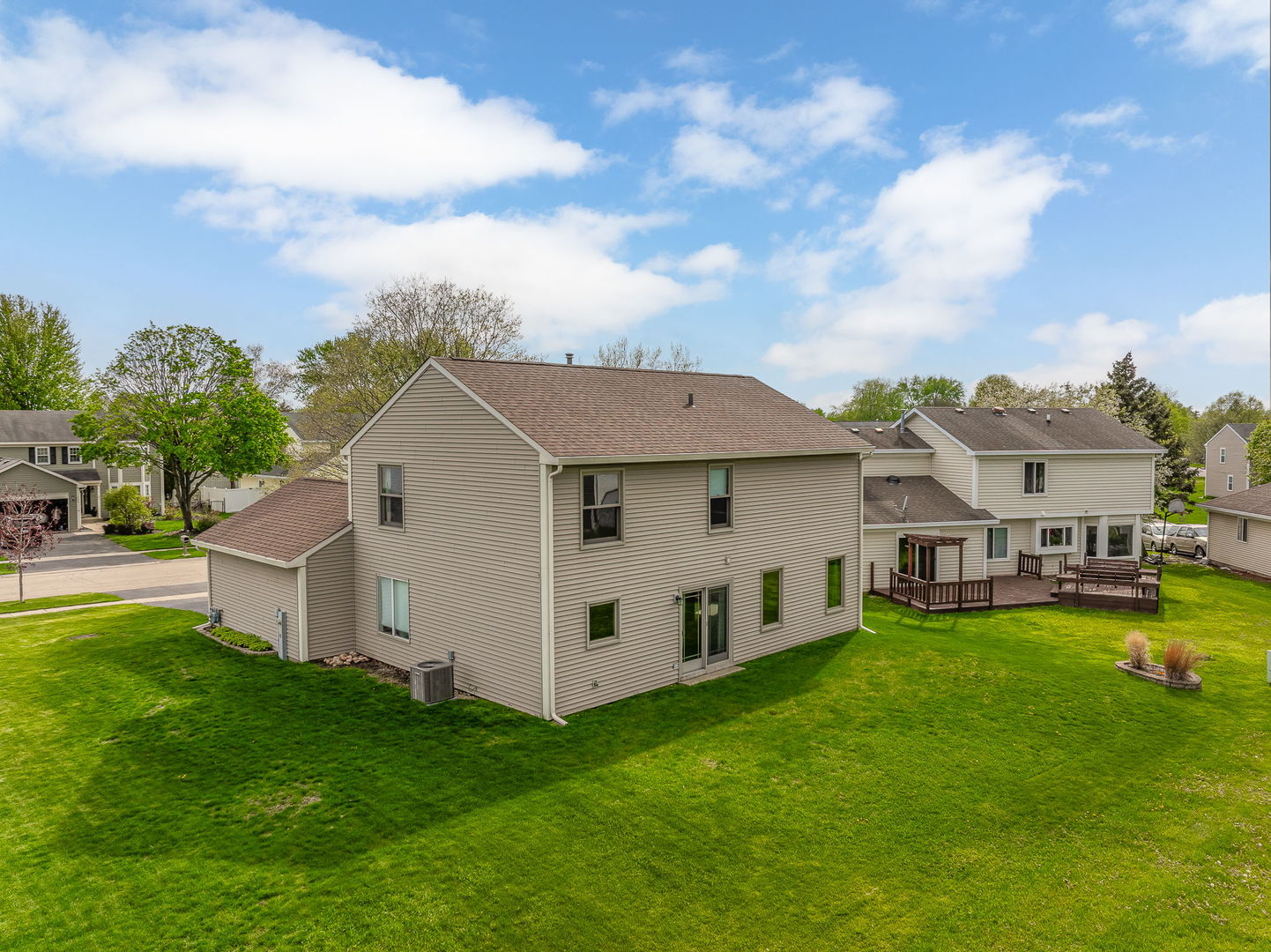 1690 Wildwood Lane
