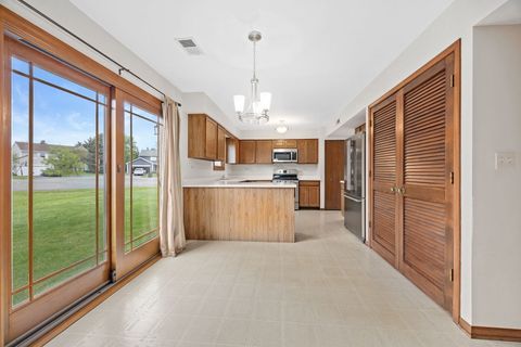 Tiny photo for 1690 Wildwood Lane, Hanover Park, IL 60133 (MLS # 12615841)
