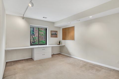 Tiny photo for 2300 Sherman Avenue #2B, Evanston, IL 60201 (MLS # 12656317)
