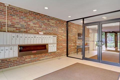 Tiny photo for 2300 Sherman Avenue #2B, Evanston, IL 60201 (MLS # 12656317)