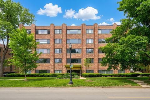 Photo of 2300 Sherman Avenue #2B, Evanston, IL 60201 (MLS # 12656317)