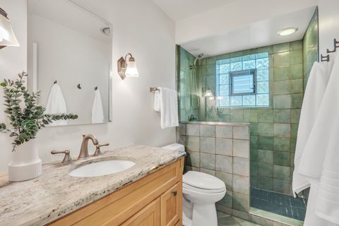 Tiny photo for 2300 Sherman Avenue #2B, Evanston, IL 60201 (MLS # 12656317)