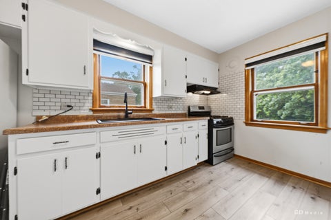 Tiny photo for 18524 Gladville Avenue, Homewood, IL 60430 (MLS # 12692580)