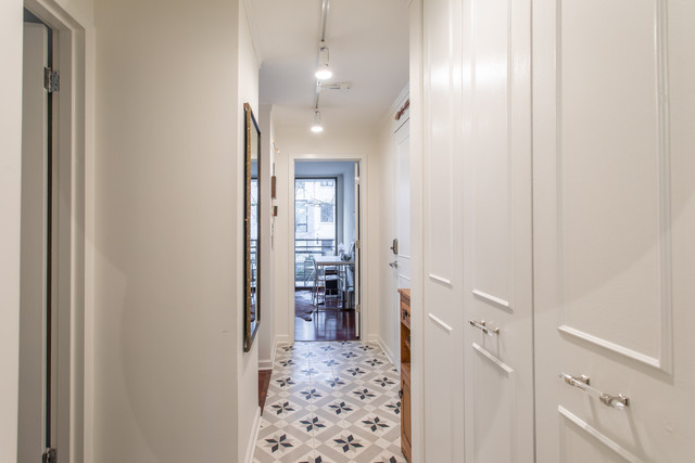 2600 N Hampden Court J2