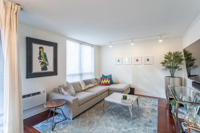 2600 N Hampden Court J2