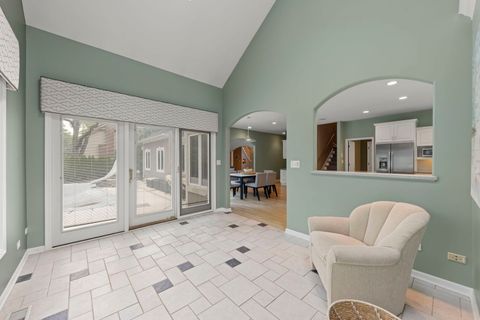 Tiny photo for 2S370 Canterbury Court, Glen Ellyn, IL 60137 (MLS # 12626242)
