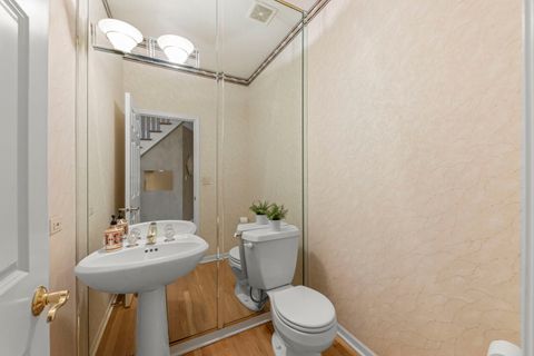 Tiny photo for 2S370 Canterbury Court, Glen Ellyn, IL 60137 (MLS # 12626242)