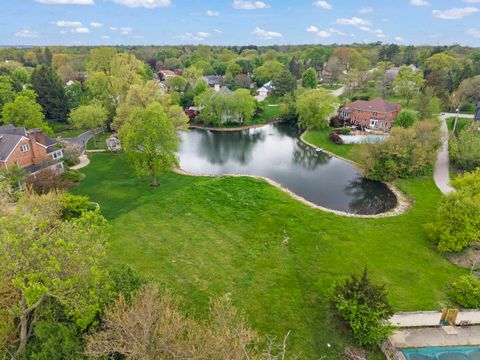 Tiny photo for 2S370 Canterbury Court, Glen Ellyn, IL 60137 (MLS # 12626242)