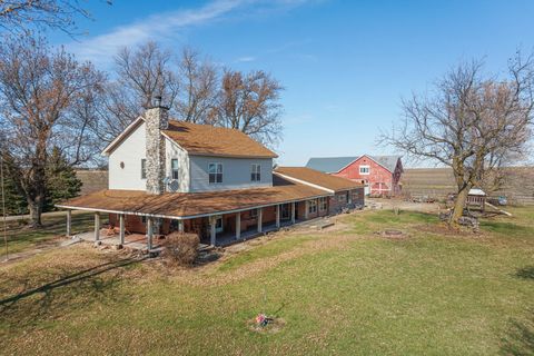Photo of 32892 Mcclure Road, Colfax, IL 61728 (MLS # 12511441)