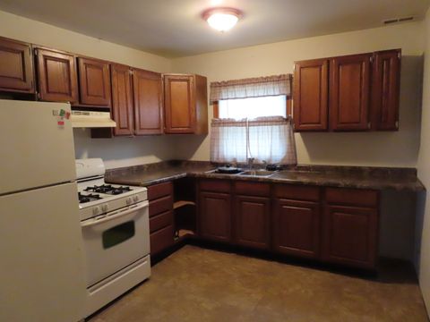 Tiny photo for 2103 Franklin Avenue, Ottawa, IL 61350 (MLS # 12357732)