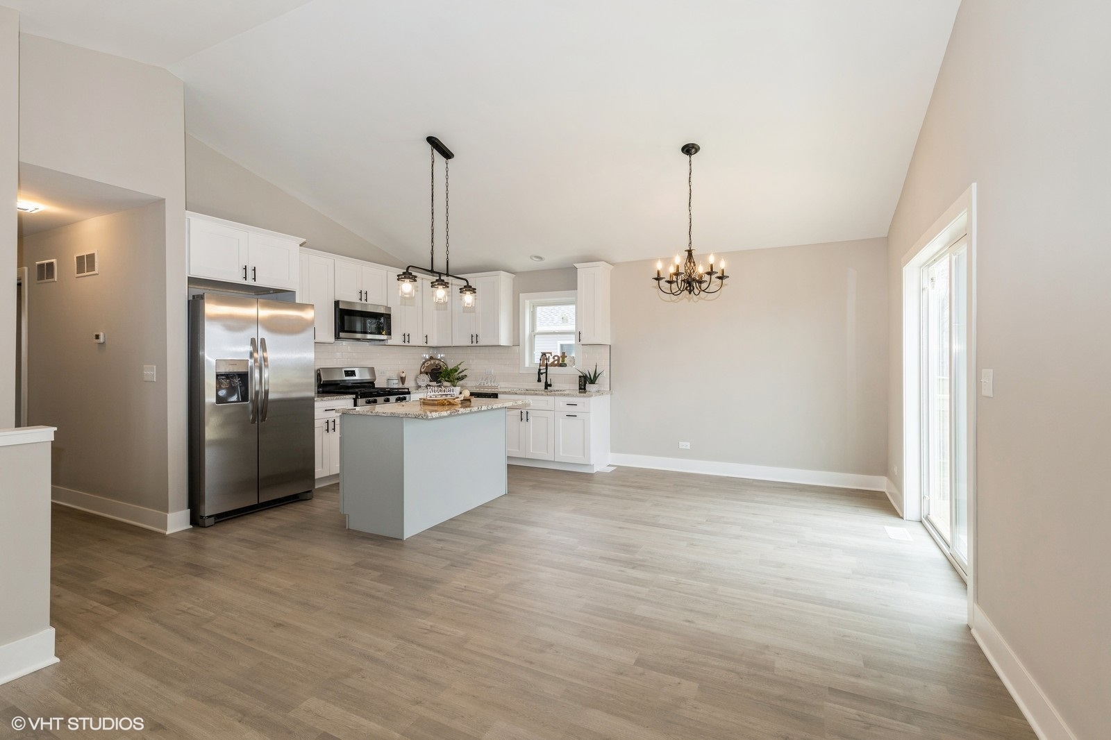 6812 SEMINOLE Drive