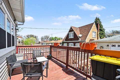 Tiny photo for 5031 N Kostner Avenue, Chicago, IL 60630 (MLS # 12623195)