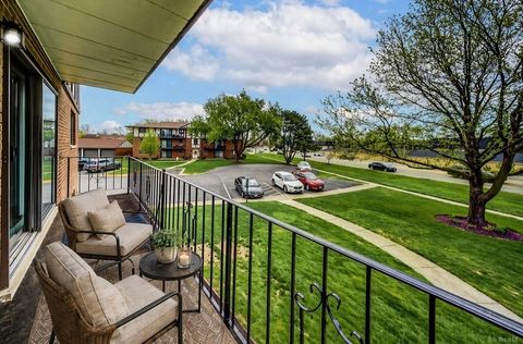Tiny photo for 11045 S Theresa Circle #2B, Palos Hills, IL 60465 (MLS # 12679009)
