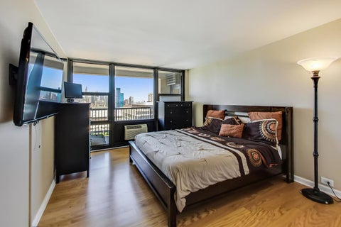 Tiny photo for 2605 S Indiana Avenue #2205, Chicago, IL 60616 (MLS # 12716689)