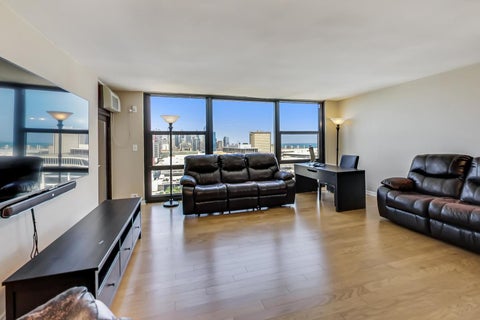Tiny photo for 2605 S Indiana Avenue #2205, Chicago, IL 60616 (MLS # 12716689)