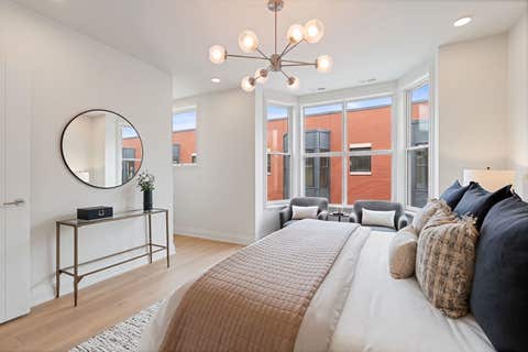 Tiny photo for 2329 N Cambridge Avenue #A, Chicago, IL 60614 (MLS # 12725319)
