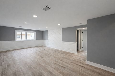 Tiny photo for 16755 Oleander Avenue, Tinley Park, IL 60477 (MLS # 12614966)