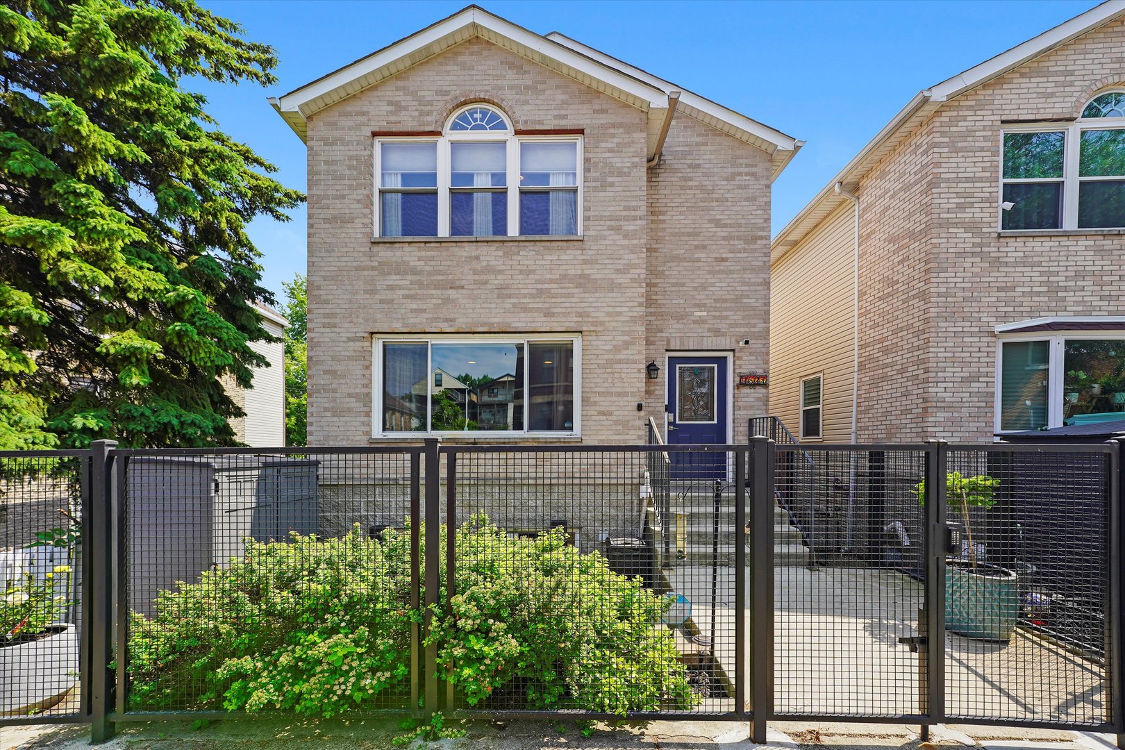 2627 W 24TH Place
