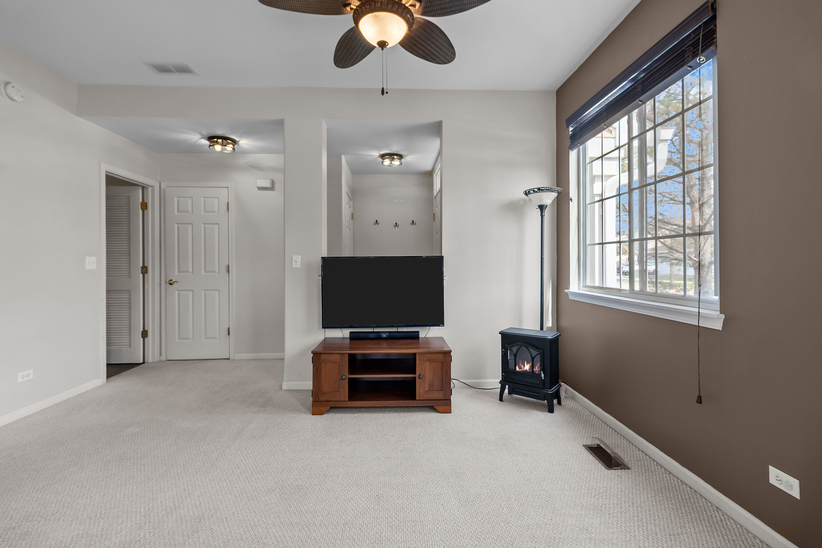 362 N Keswick Circle