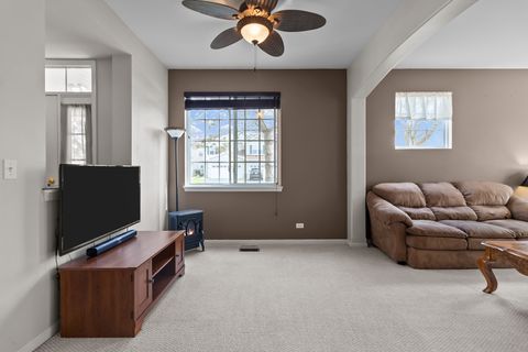 Tiny photo for 362 N Keswick Circle, Round Lake, IL 60073 (MLS # 12606222)