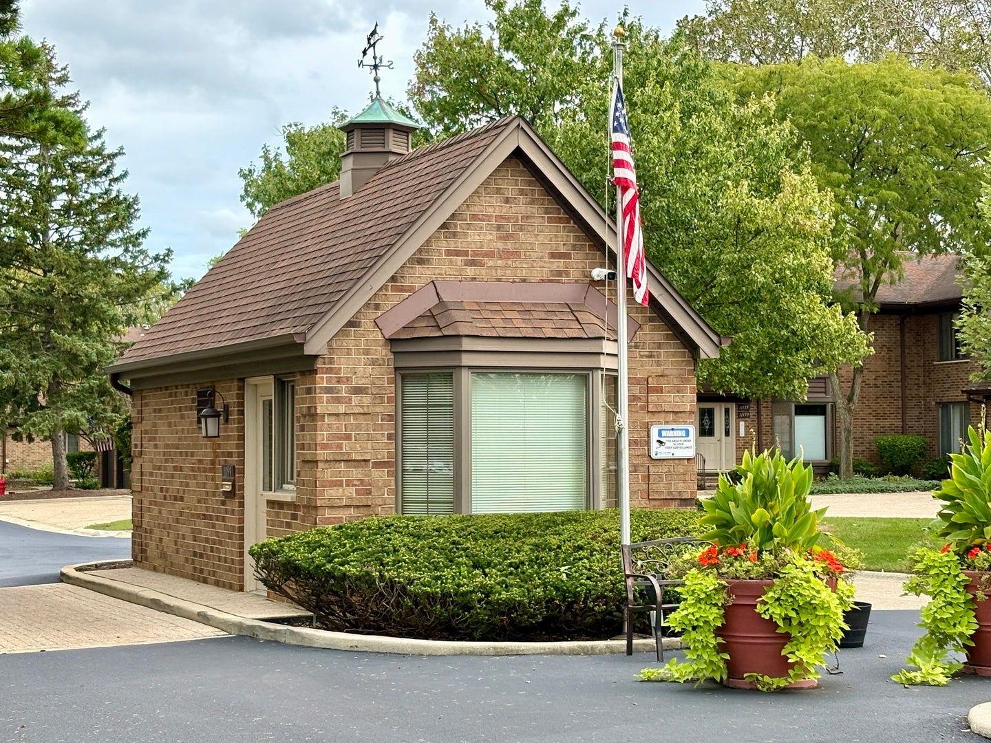 44 Queens Court 44