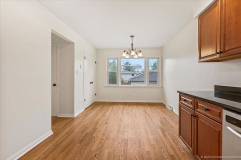 Tiny photo for Oak Lawn, IL 60453 (MLS # 12621272)