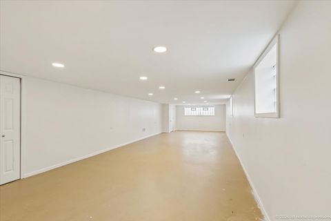 Tiny photo for Oak Lawn, IL 60453 (MLS # 12621272)