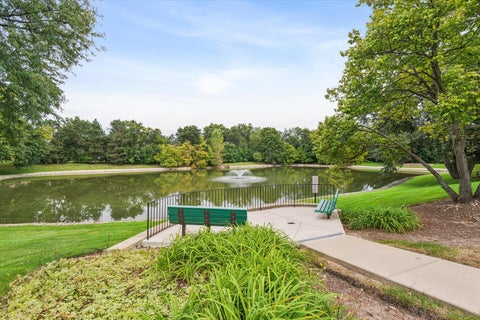 Tiny photo for 818 Butternut Lane #A, Mount Prospect, IL 60056 (MLS # 12785336)