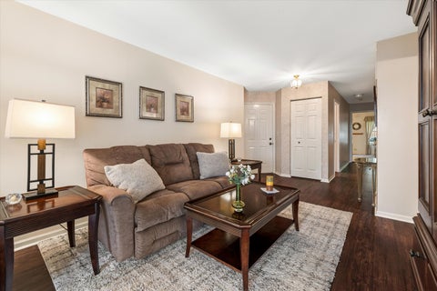 Tiny photo for 818 Butternut Lane #A, Mount Prospect, IL 60056 (MLS # 12785336)