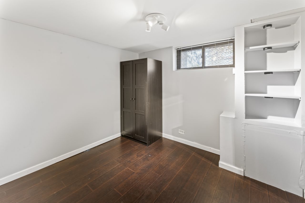 Schaumburg, Illinois 60173, United States, 2 Bedrooms Bedrooms, ,4 BathroomsBathrooms,Residential,Active,247078