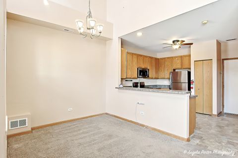 Tiny photo for 327 S Litchfield Drive #327, Round Lake, IL 60073 (MLS # 12534522)