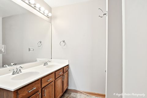 Tiny photo for 327 S Litchfield Drive #327, Round Lake, IL 60073 (MLS # 12534522)