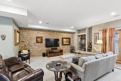 Tiny photo for 1646 W Warren Boulevard #1, Chicago, IL 60612 (MLS # 12745970)