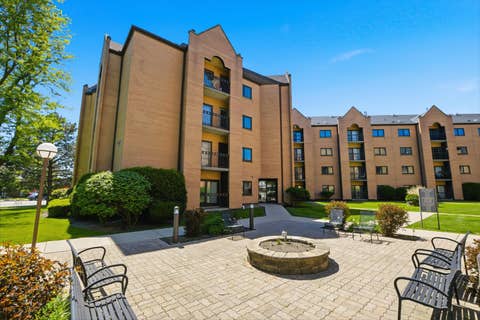 Tiny photo for 7420 W LAWRENCE Avenue #202, Harwood Heights, IL 60706 (MLS # 12655000)