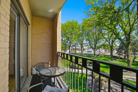 Tiny photo for 7420 W LAWRENCE Avenue #202, Harwood Heights, IL 60706 (MLS # 12655000)