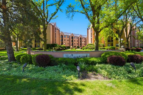 Tiny photo for 7420 W LAWRENCE Avenue #202, Harwood Heights, IL 60706 (MLS # 12655000)