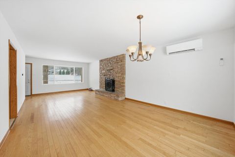Tiny photo for 21122 S Hillside Road, Frankfort, IL 60423 (MLS # 12563940)