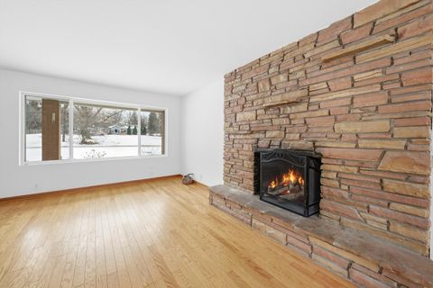 Tiny photo for 21122 S Hillside Road, Frankfort, IL 60423 (MLS # 12563940)