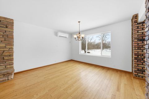 Tiny photo for 21122 S Hillside Road, Frankfort, IL 60423 (MLS # 12563940)