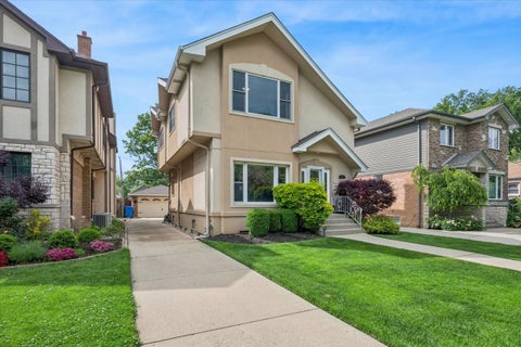 Tiny photo for 5858 N Luna Avenue, Chicago, IL 60646 (MLS # 12673703)