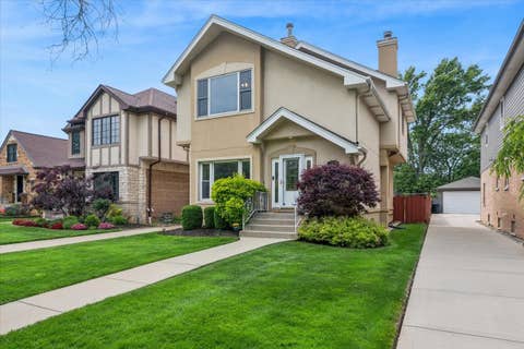 Photo of 5858 N Luna Avenue, Chicago, IL 60646 (MLS # 12673703)