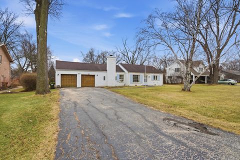 Tiny photo for 13 W Kenilworth Avenue, Prospect Heights, IL 60070 (MLS # 12576464)