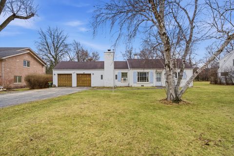 Photo of 13 W Kenilworth Avenue, Prospect Heights, IL 60070 (MLS # 12576464)