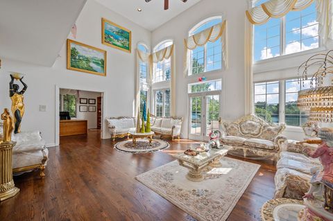 Tiny photo for 28951 Forest Lake Lane, Libertyville, IL 60048 (MLS # 12484393)