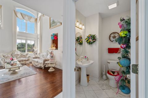 Tiny photo for 28951 Forest Lake Lane, Libertyville, IL 60048 (MLS # 12484393)