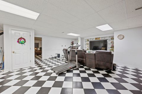 Tiny photo for 28951 Forest Lake Lane, Libertyville, IL 60048 (MLS # 12484393)