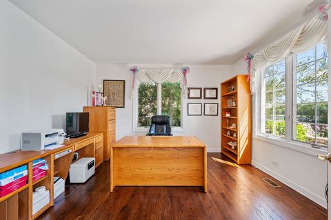 Tiny photo for 28951 Forest Lake Lane, Libertyville, IL 60048 (MLS # 12484393)